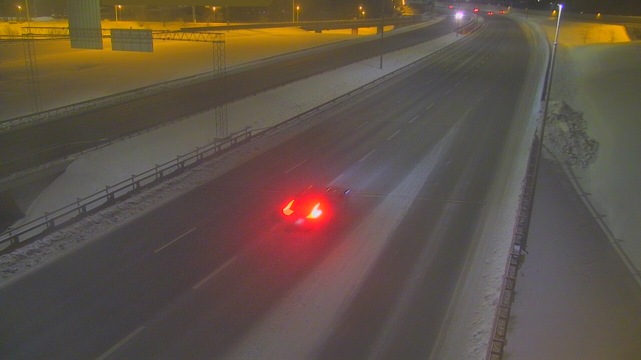 Weather Camera Image Väg 50 Vanda Tusbyleden, Vantaa, Uusimaa