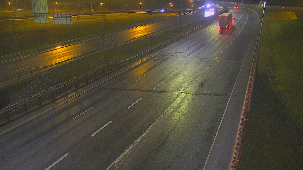 Weather Camera Image Väg 50 Vanda Tusbyleden, Vantaa, Uusimaa