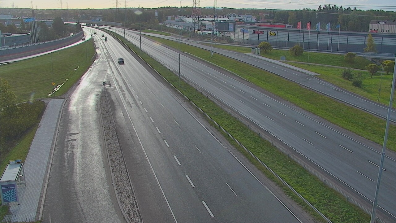 Weather Camera Image Road 50 Vantaa Suutarila, Vantaa, Uusimaa