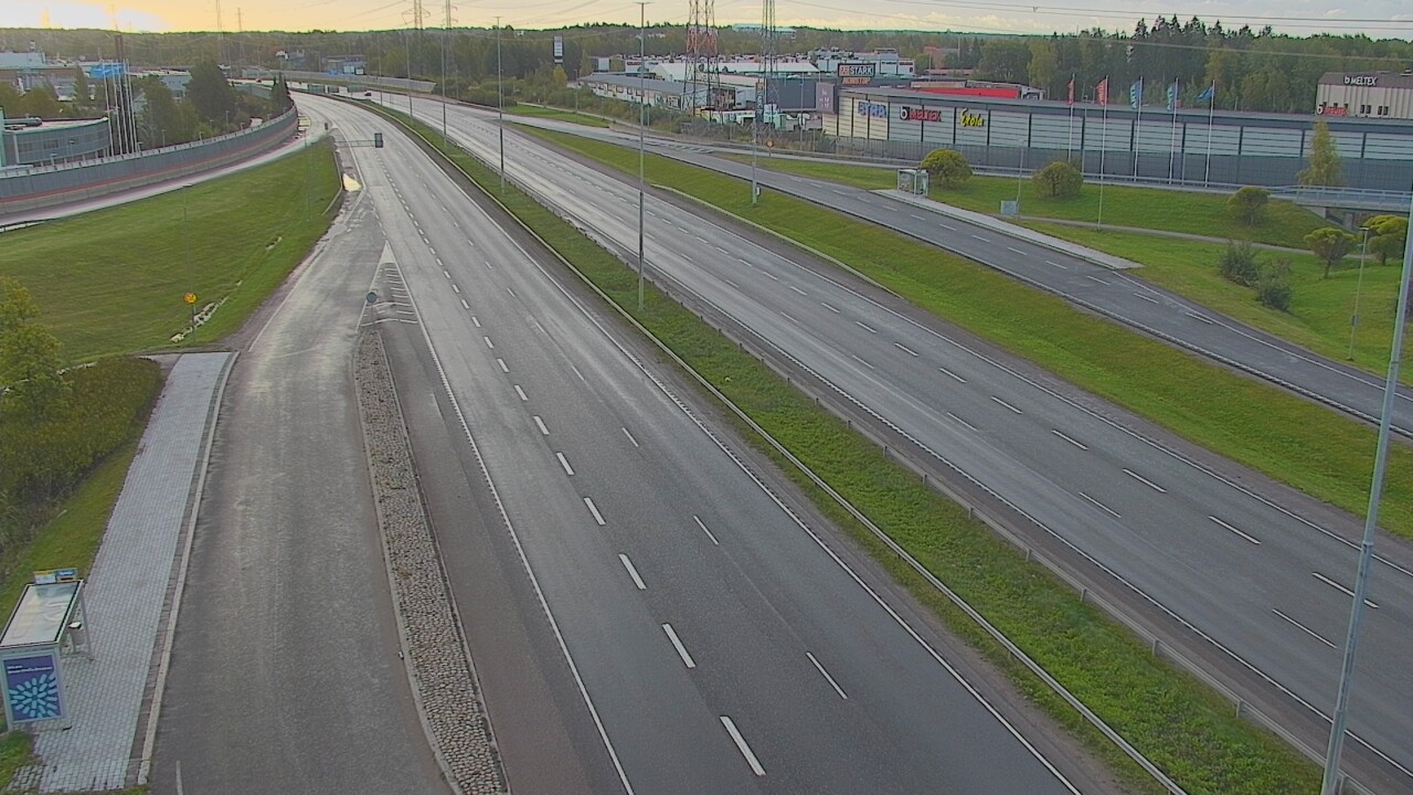 Weather Camera Image Road 50 Vantaa Suutarila, Vantaa, Uusimaa