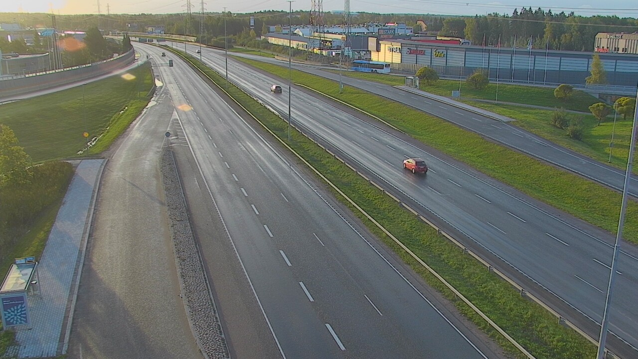 Weather Camera Image Road 50 Vantaa Suutarila, Vantaa, Uusimaa