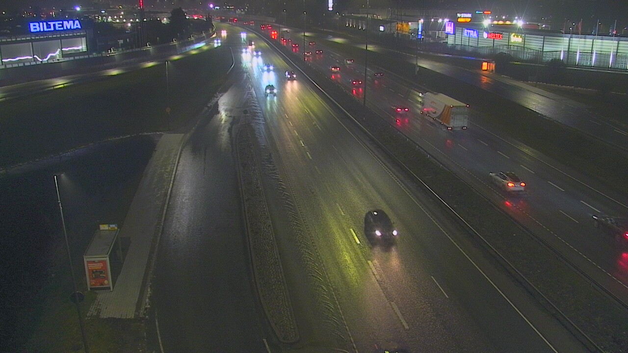 Weather Camera Image Väg 50 Vanda Skomakarböle, Vantaa, Uusimaa