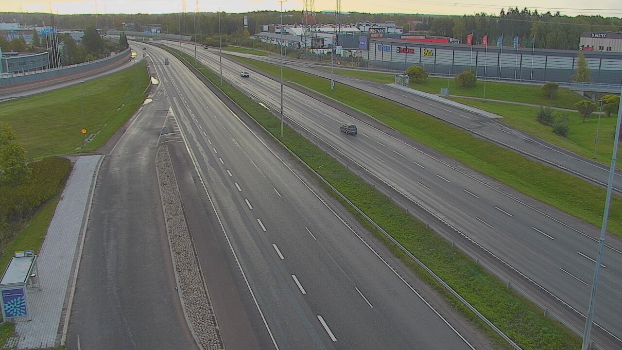 Weather Camera Image Road 50 Vantaa Suutarila, Vantaa, Uusimaa