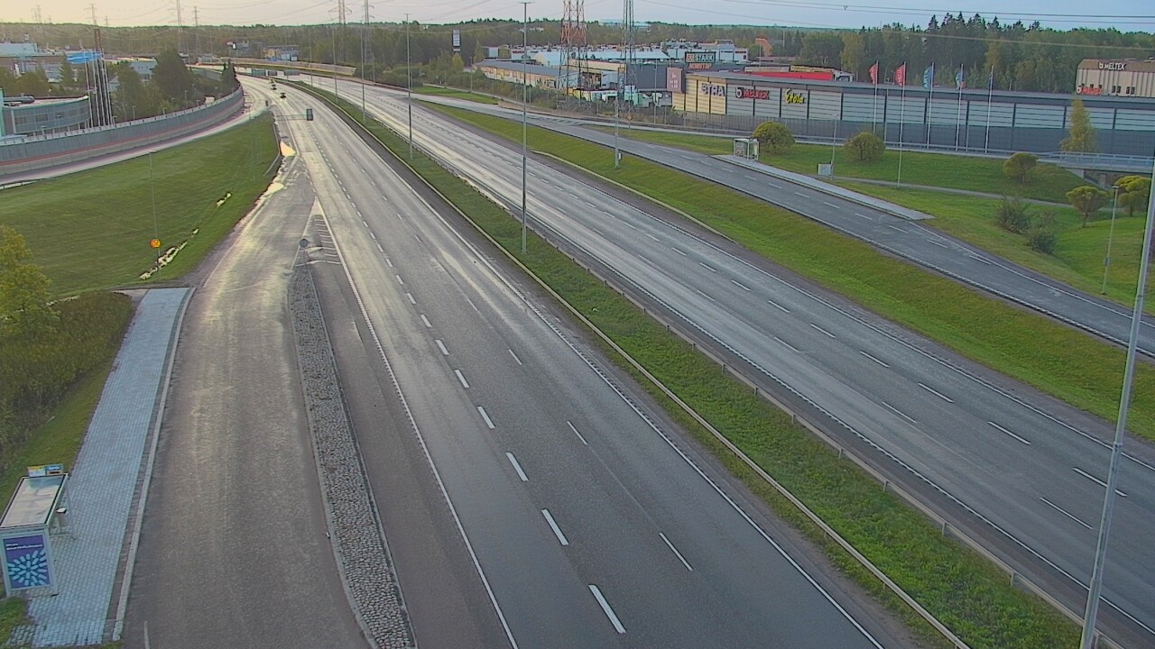 Weather Camera Image Road 50 Vantaa Suutarila, Vantaa, Uusimaa