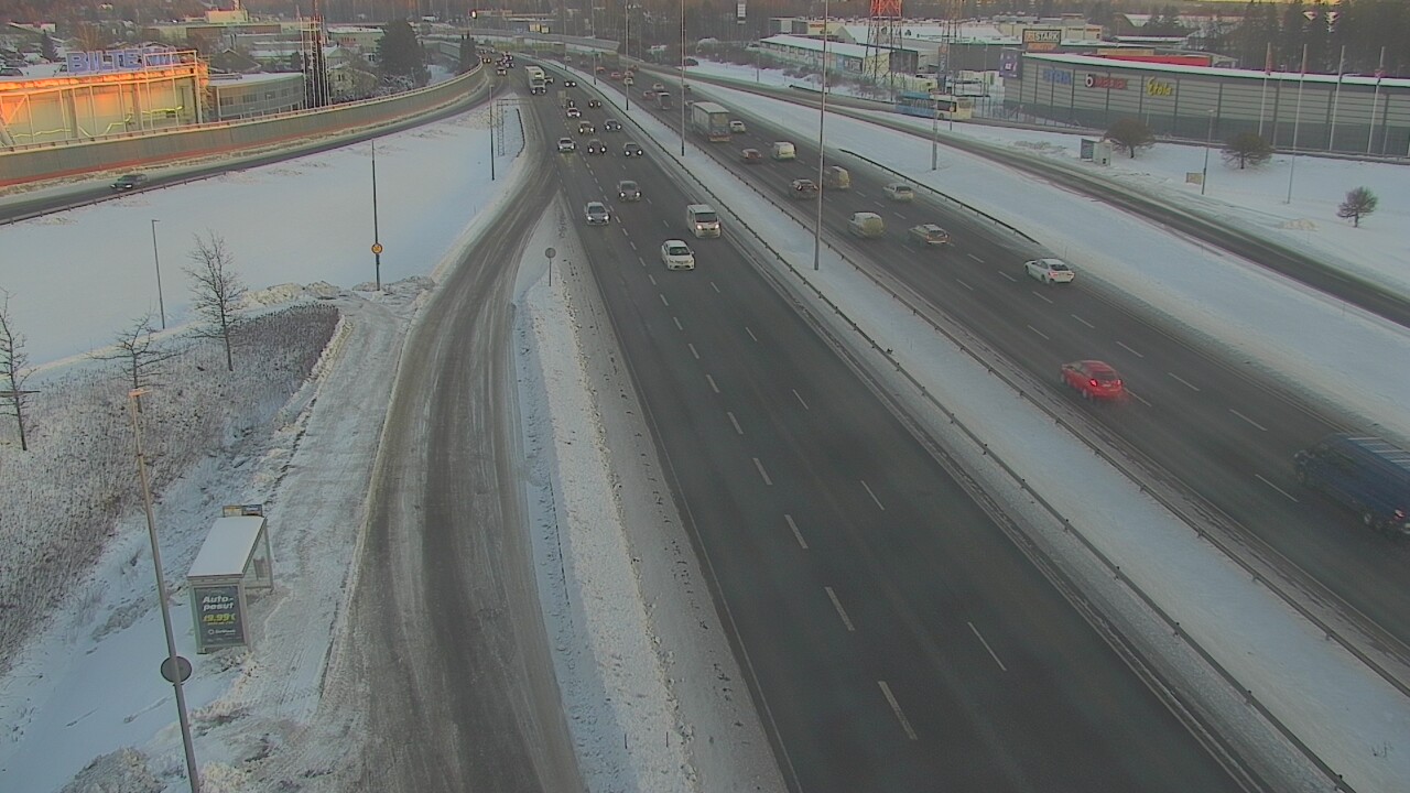 Weather Camera Image Road 50 Vantaa Suutarila, Vantaa, Uusimaa