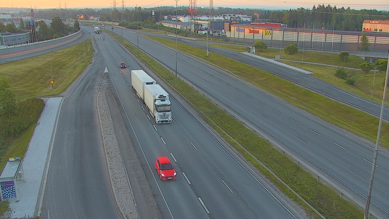 Weather Camera Image Väg 50 Vanda Skomakarböle, Vantaa, Uusimaa