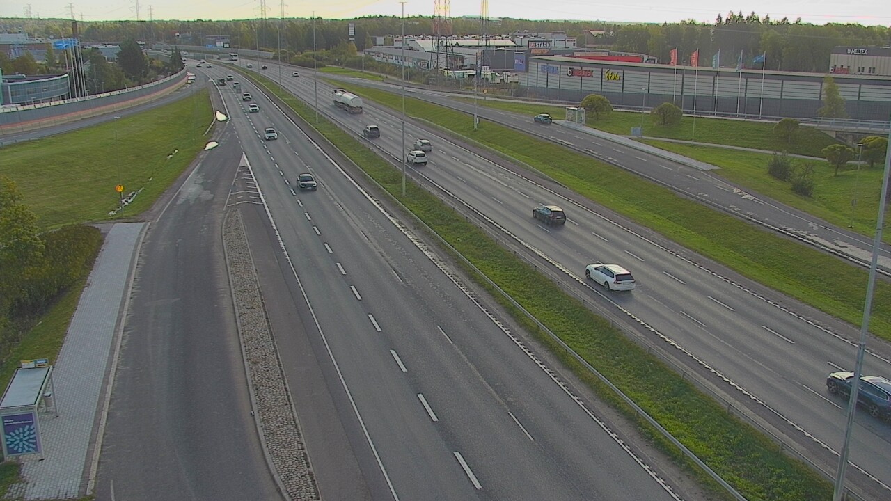 Weather Camera Image Road 50 Vantaa Suutarila, Vantaa, Uusimaa