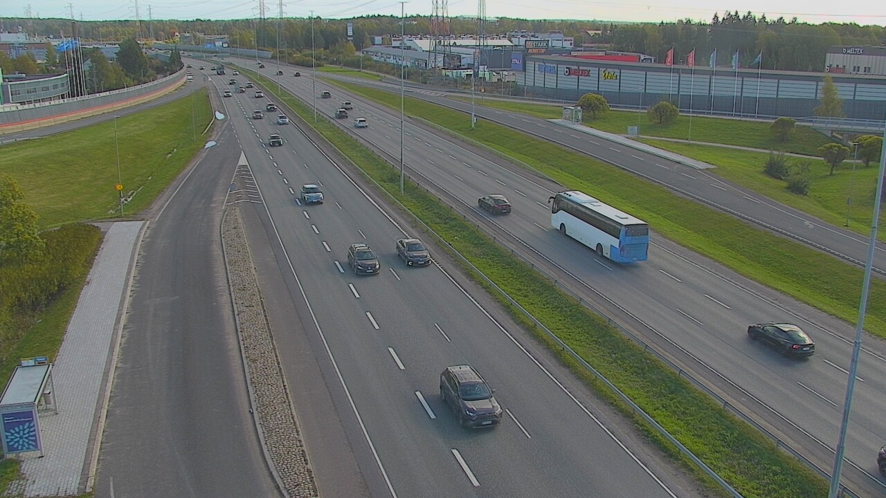 Weather Camera Image Road 50 Vantaa Suutarila, Vantaa, Uusimaa