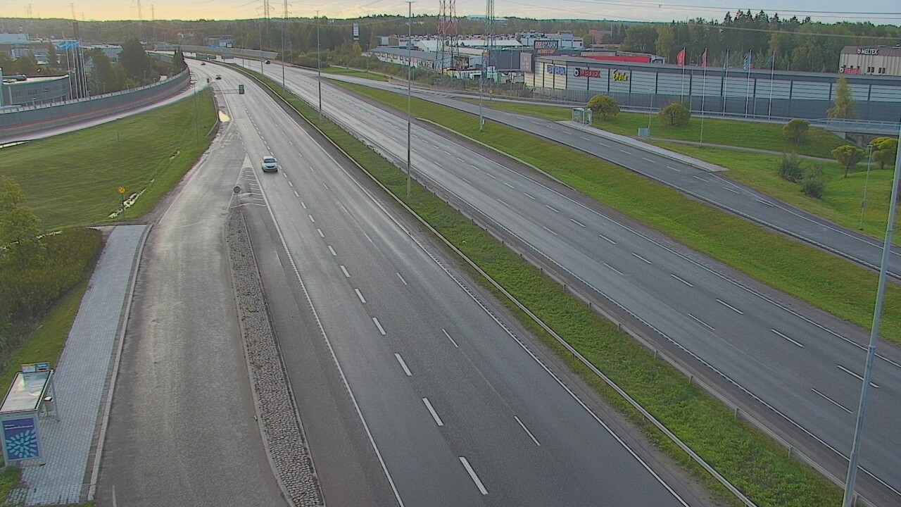 Weather Camera Image Road 50 Vantaa Suutarila, Vantaa, Uusimaa