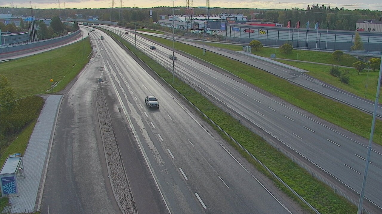 Weather Camera Image Road 50 Vantaa Suutarila, Vantaa, Uusimaa