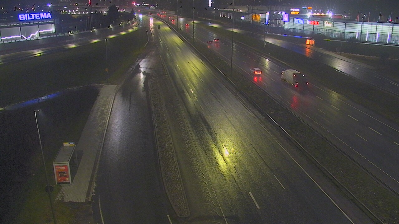 Weather Camera Image Väg 50 Vanda Skomakarböle, Vantaa, Uusimaa