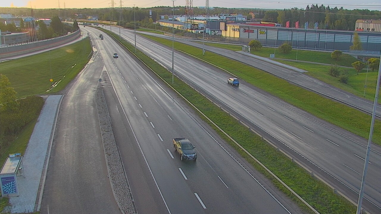 Weather Camera Image Road 50 Vantaa Suutarila, Vantaa, Uusimaa