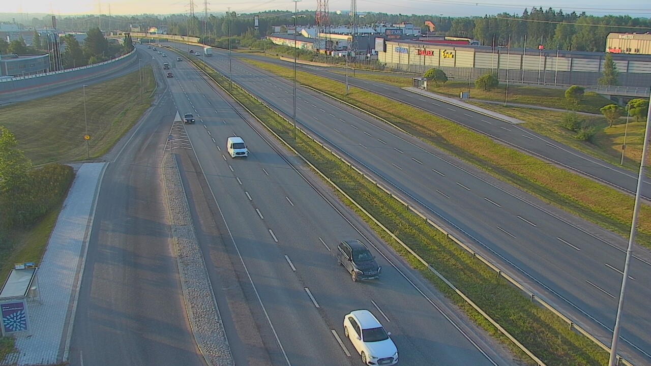 Weather Camera Image Väg 50 Vanda Skomakarböle, Vantaa, Uusimaa