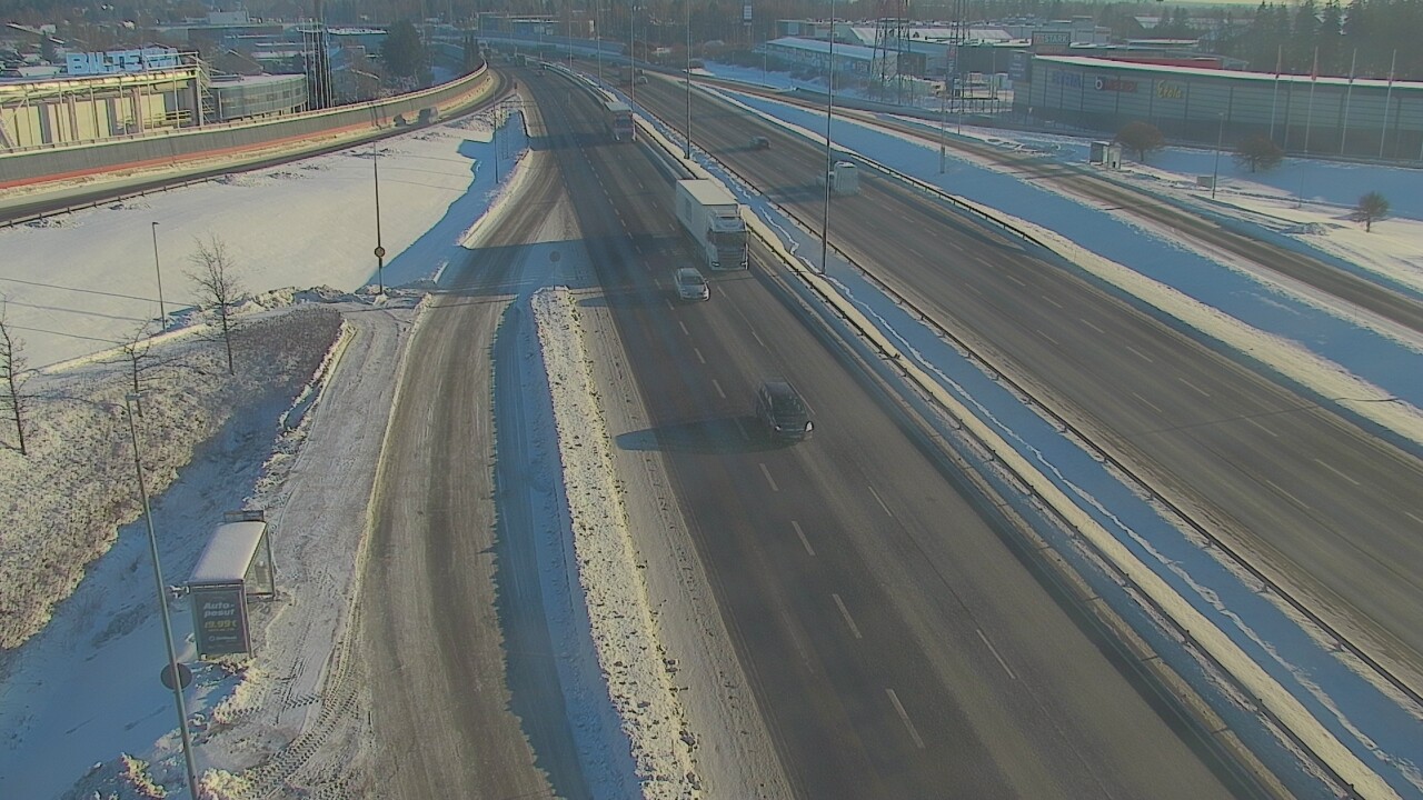 Weather Camera Image Road 50 Vantaa Suutarila, Vantaa, Uusimaa