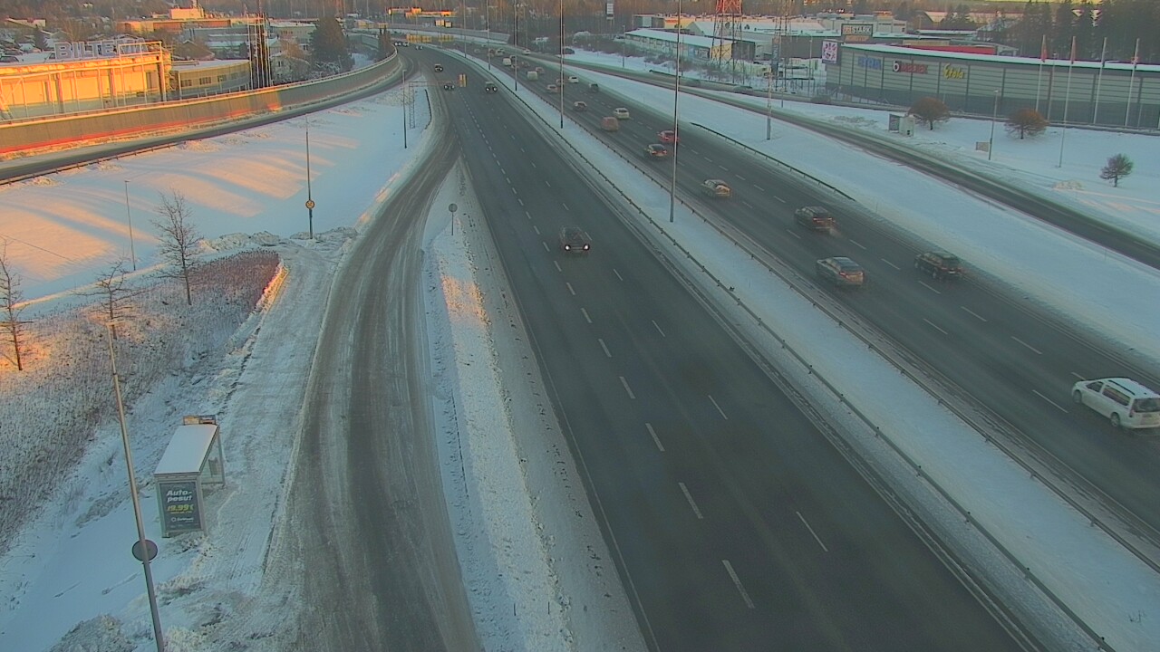 Weather Camera Image Road 50 Vantaa Suutarila, Vantaa, Uusimaa