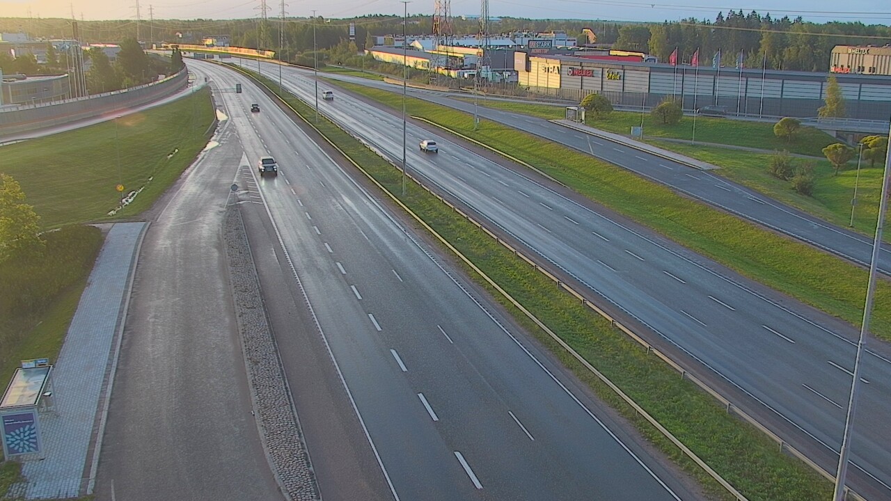 Weather Camera Image Road 50 Vantaa Suutarila, Vantaa, Uusimaa