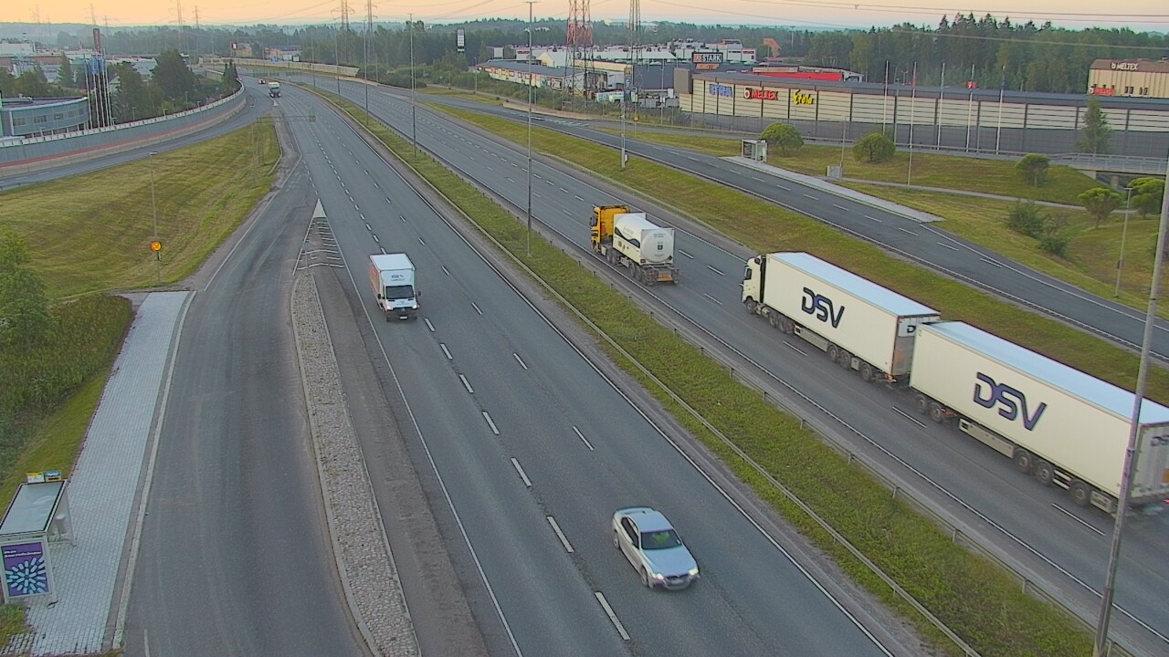 Weather Camera Image Väg 50 Vanda Skomakarböle, Vantaa, Uusimaa