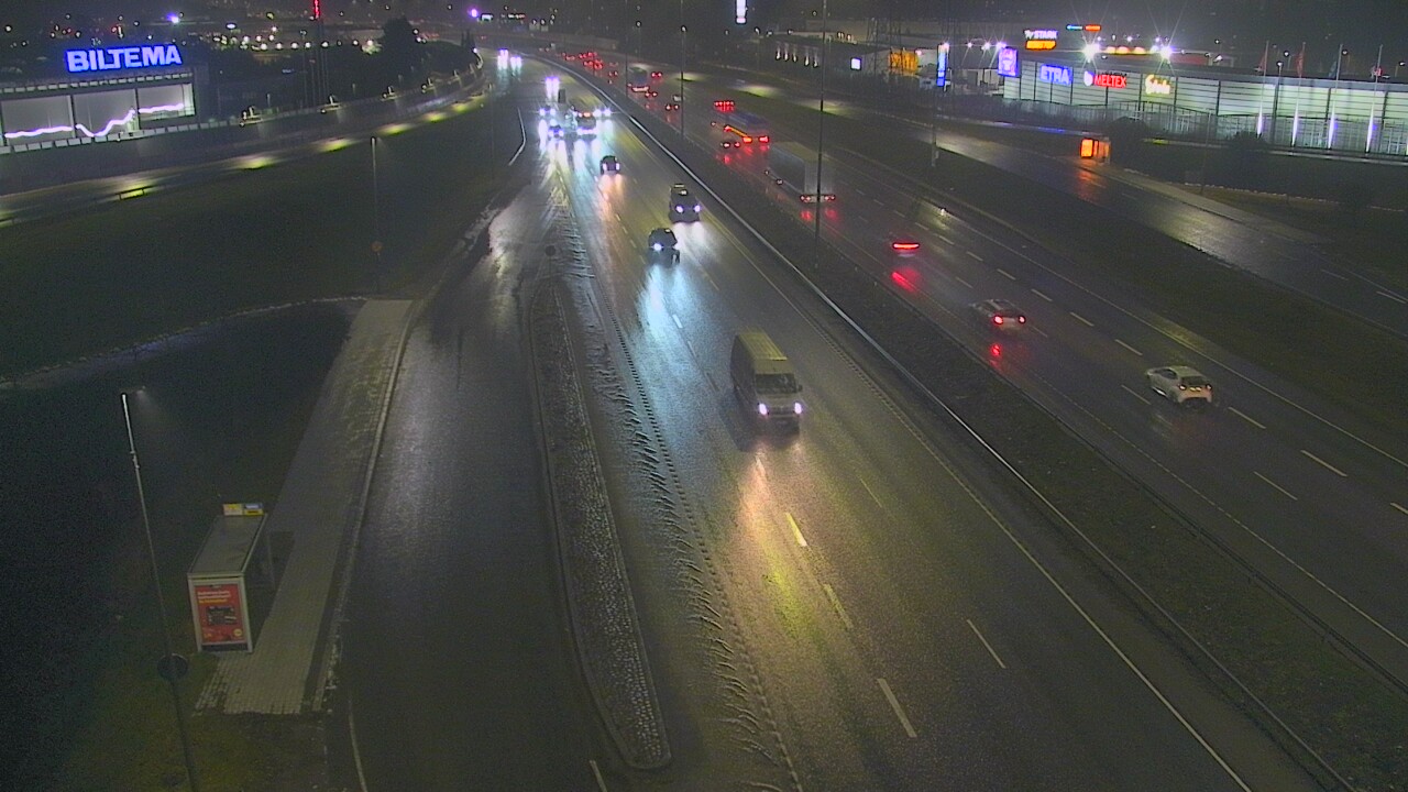 Weather Camera Image Väg 50 Vanda Skomakarböle, Vantaa, Uusimaa