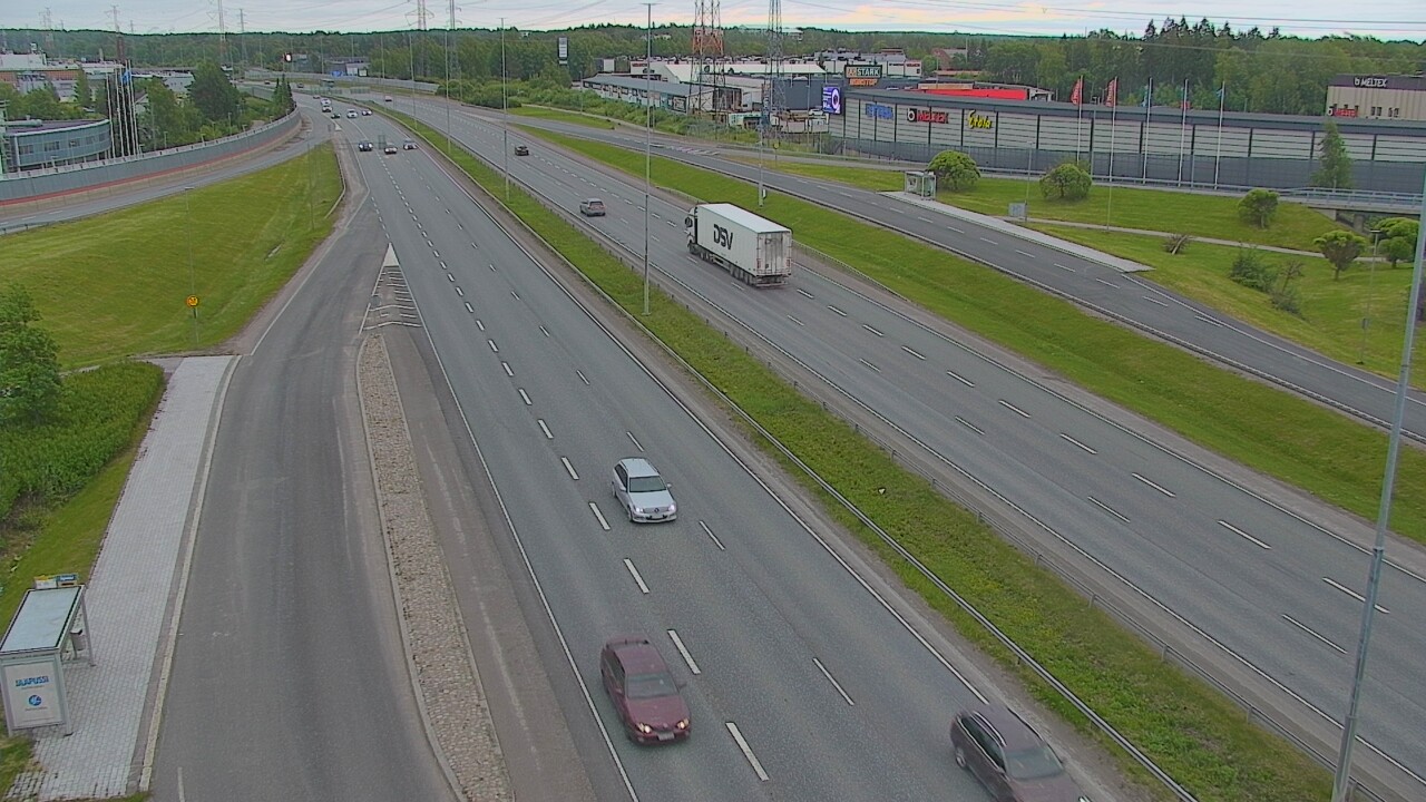 Weather Camera Image Road 50 Vantaa Suutarila, Vantaa, Uusimaa