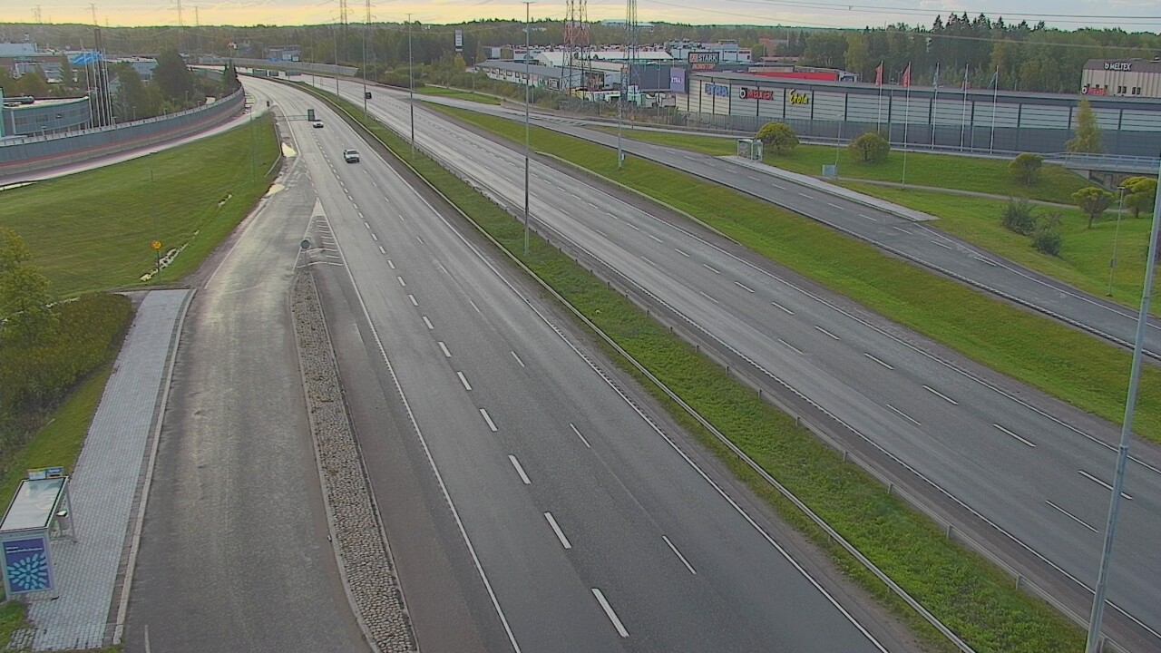 Weather Camera Image Road 50 Vantaa Suutarila, Vantaa, Uusimaa