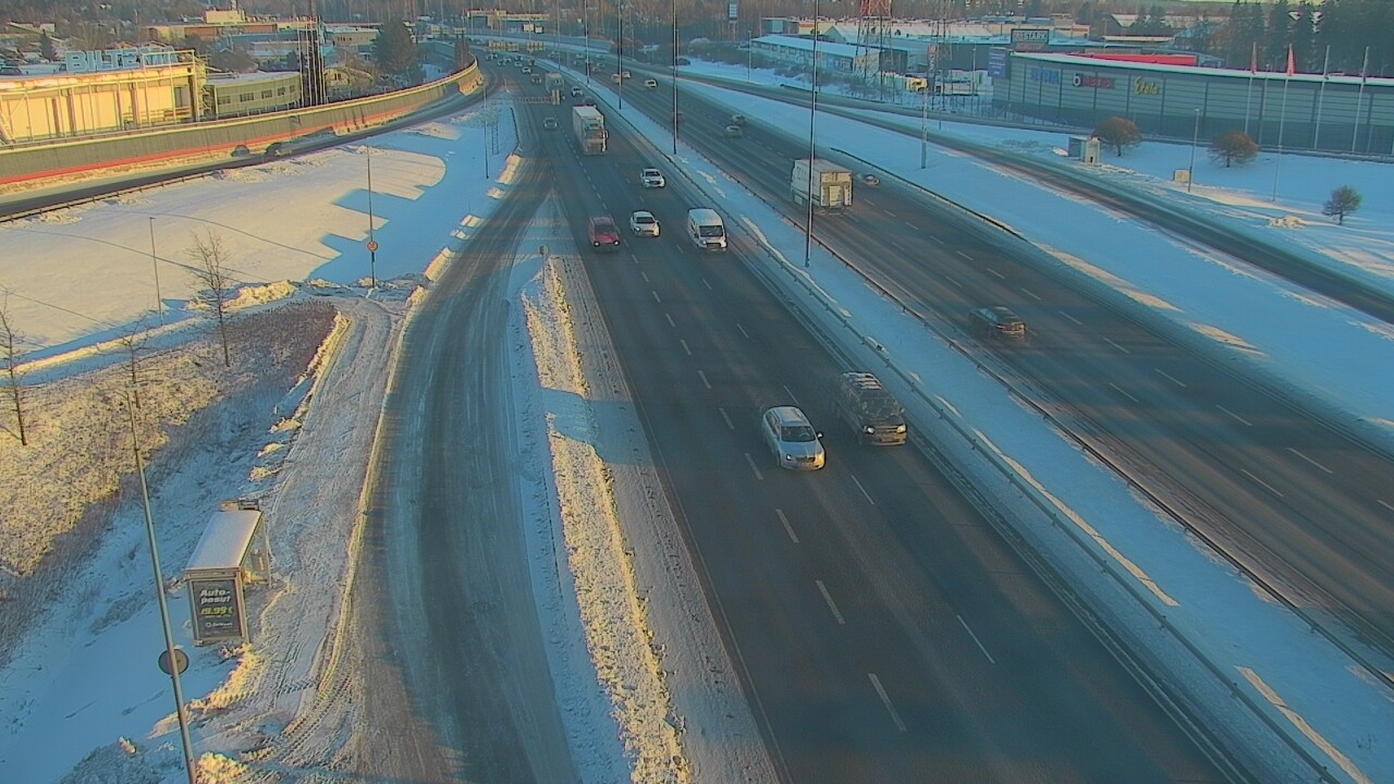 Weather Camera Image Road 50 Vantaa Suutarila, Vantaa, Uusimaa