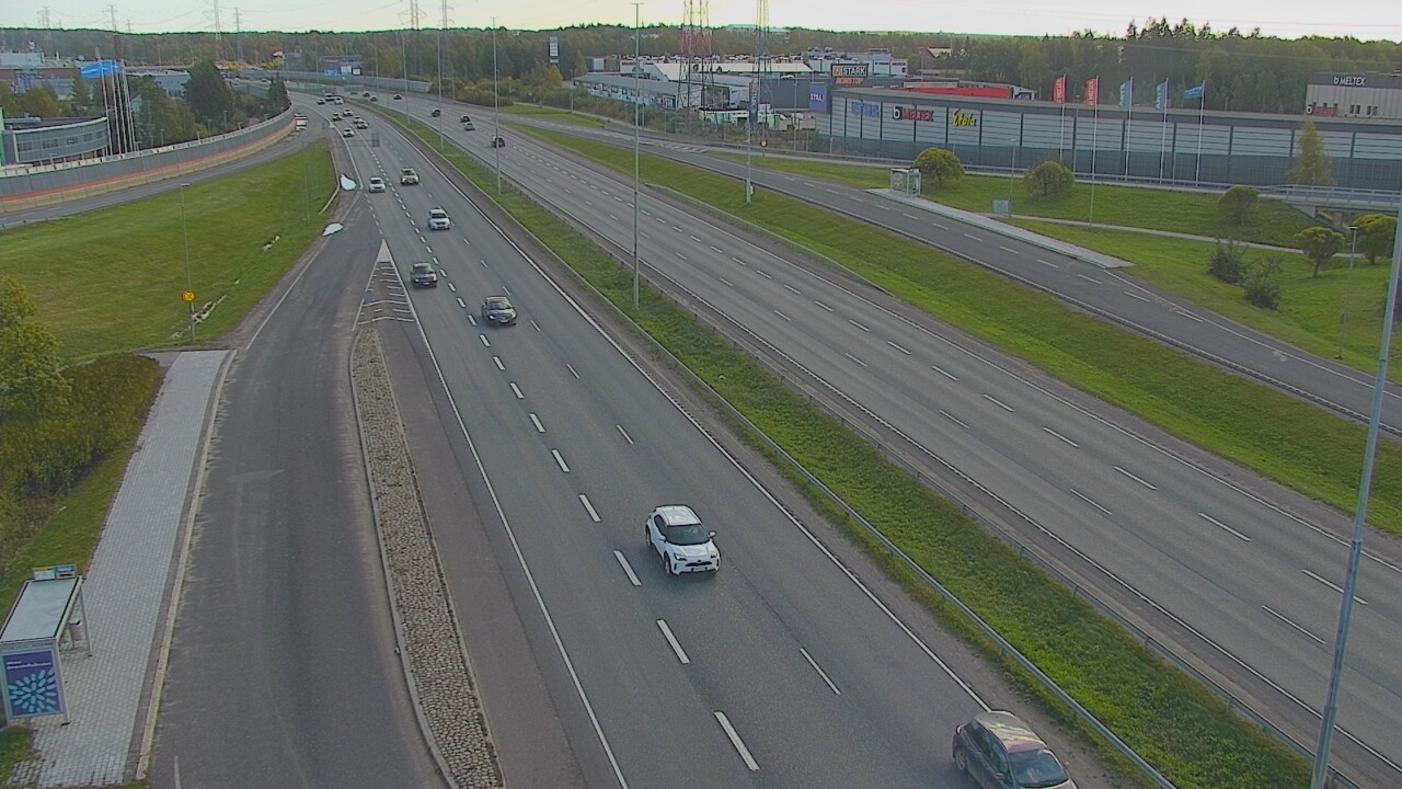 Weather Camera Image Road 50 Vantaa Suutarila, Vantaa, Uusimaa