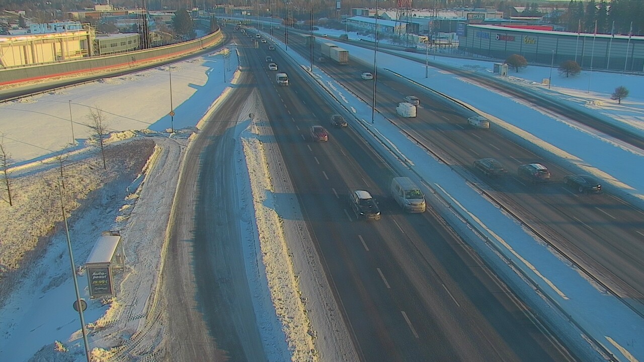 Weather Camera Image Road 50 Vantaa Suutarila, Vantaa, Uusimaa
