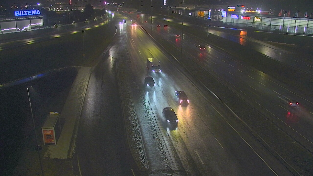 Weather Camera Image Väg 50 Vanda Skomakarböle, Vantaa, Uusimaa