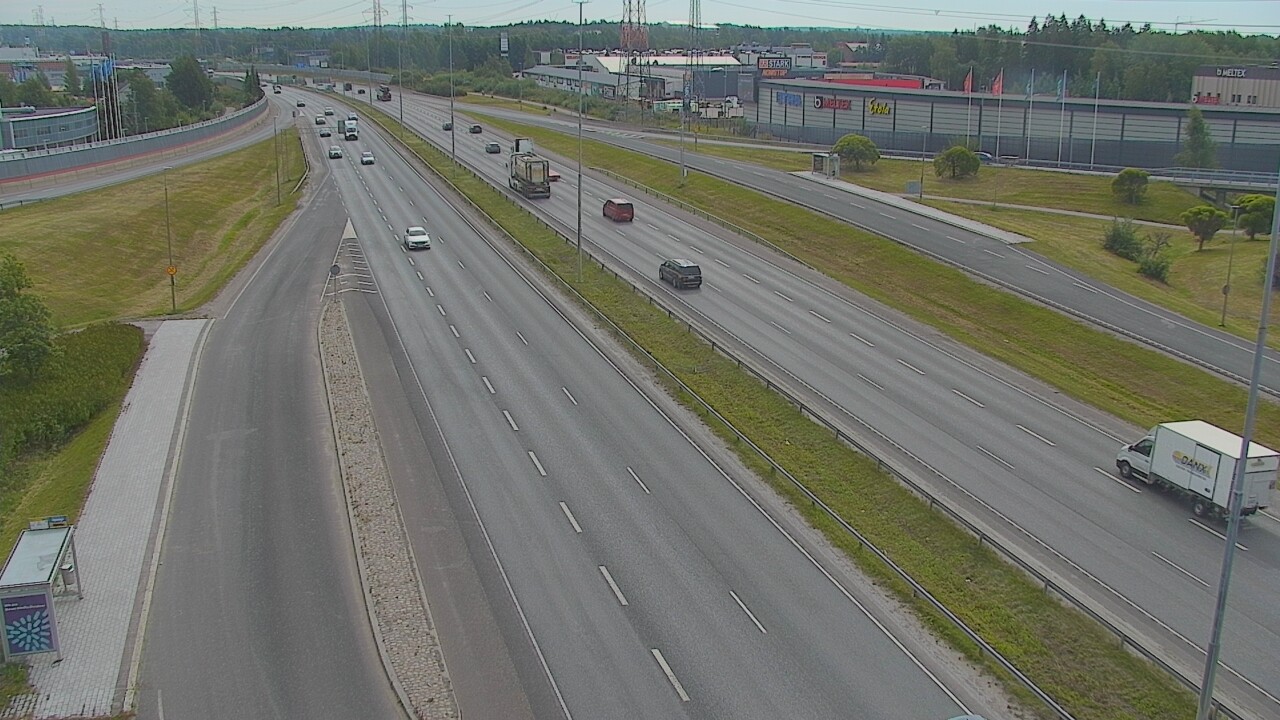 Weather Camera Image Road 50 Vantaa Suutarila, Vantaa, Uusimaa