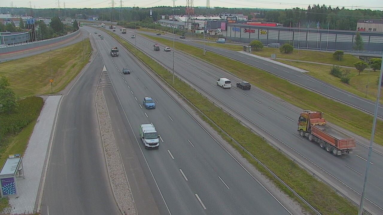 Weather Camera Image Road 50 Vantaa Suutarila, Vantaa, Uusimaa