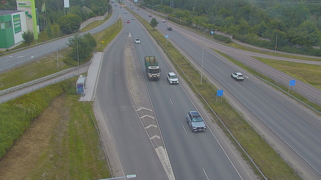 Weather Camera Image Road 50 Vantaa, Tikkurila, Helsinki, Uusimaa