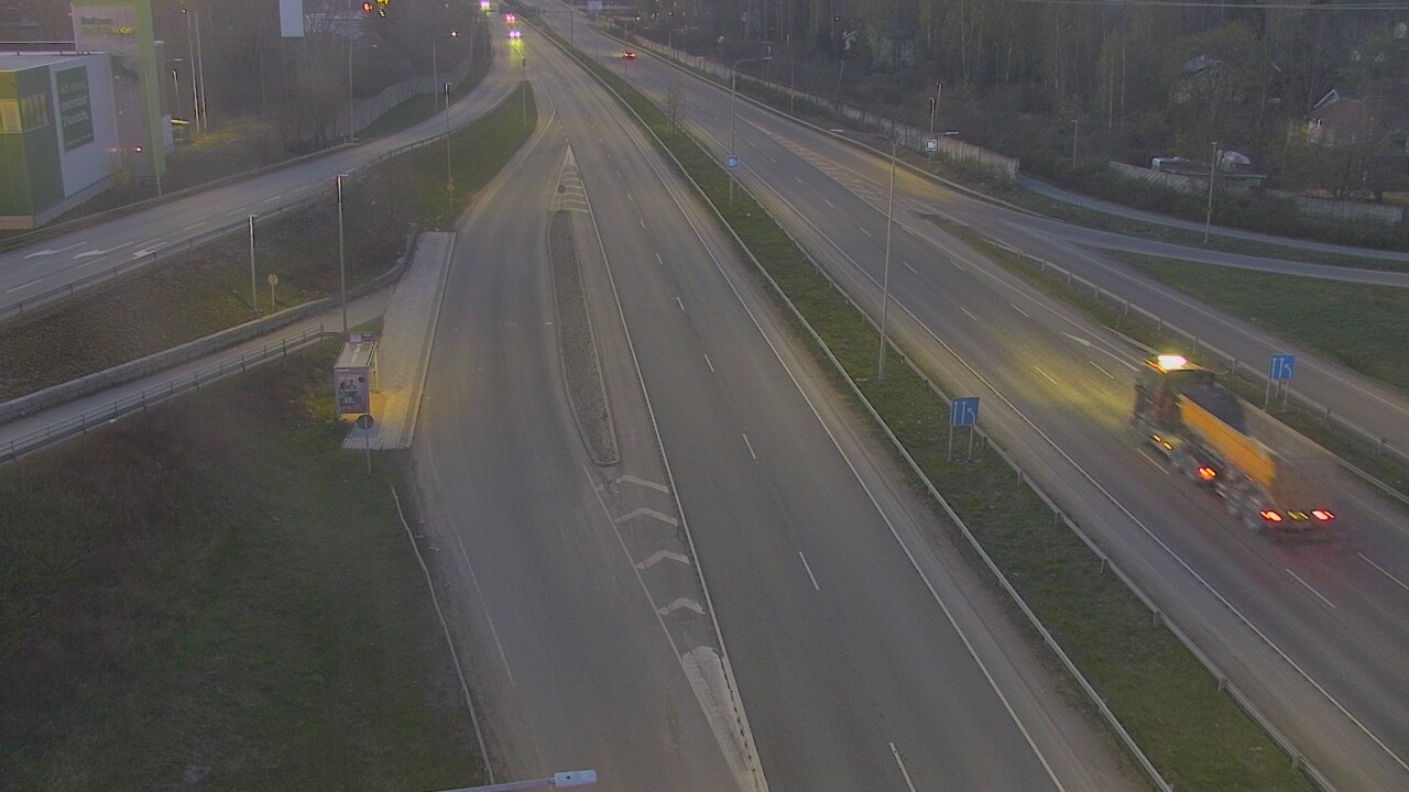Weather Camera Image Road 50 Vantaa, Tikkurila, Helsinki, Uusimaa