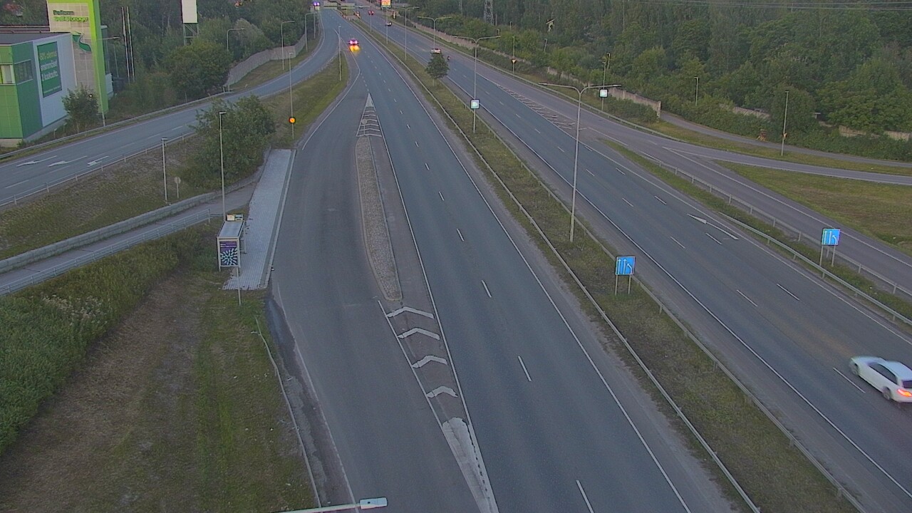 Weather Camera Image Road 50 Vantaa, Tikkurila, Helsinki, Uusimaa