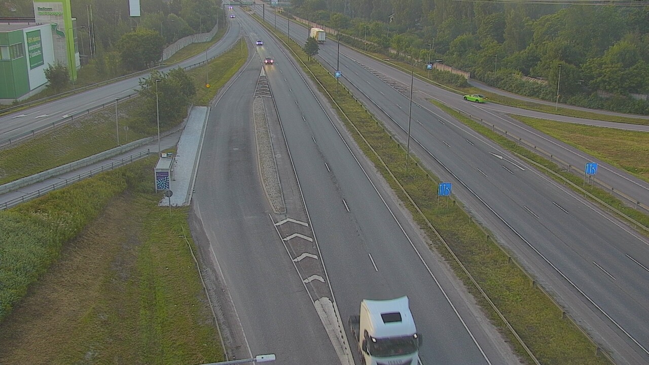 Weather Camera Image Road 50 Vantaa, Tikkurila, Helsinki, Uusimaa