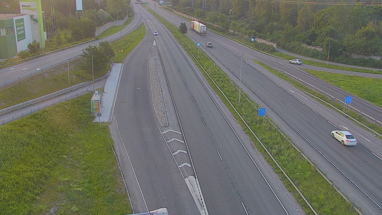 Weather Camera Image Väg 50 Vanda, Dickursby, Helsinki, Uusimaa