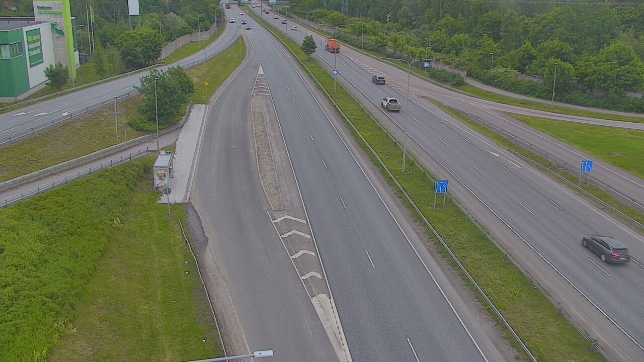 Weather Camera Image Road 50 Vantaa, Tikkurila, Helsinki, Uusimaa
