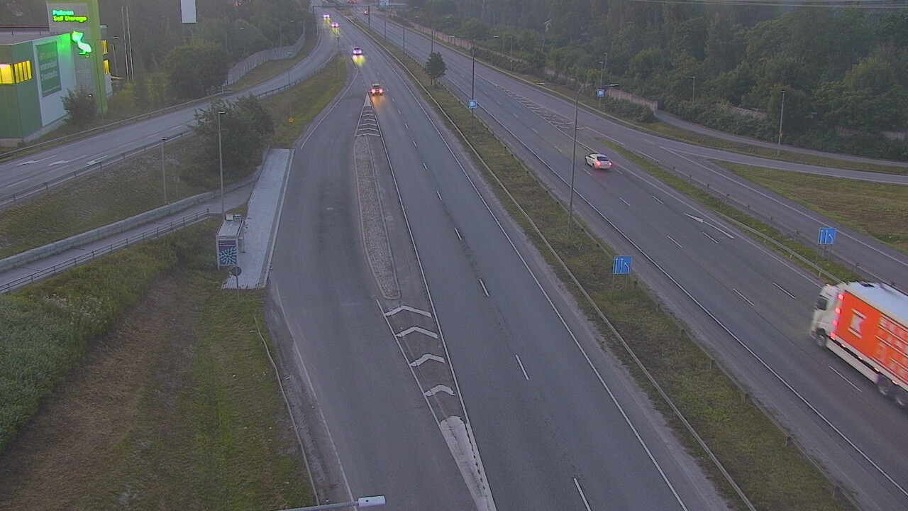 Weather Camera Image Road 50 Vantaa, Tikkurila, Helsinki, Uusimaa