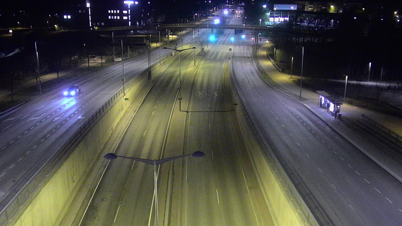 Weather Camera Image Road 100 Helsinki Hakamäentie, Kivihaka, Mast, Helsinki, Uusimaa