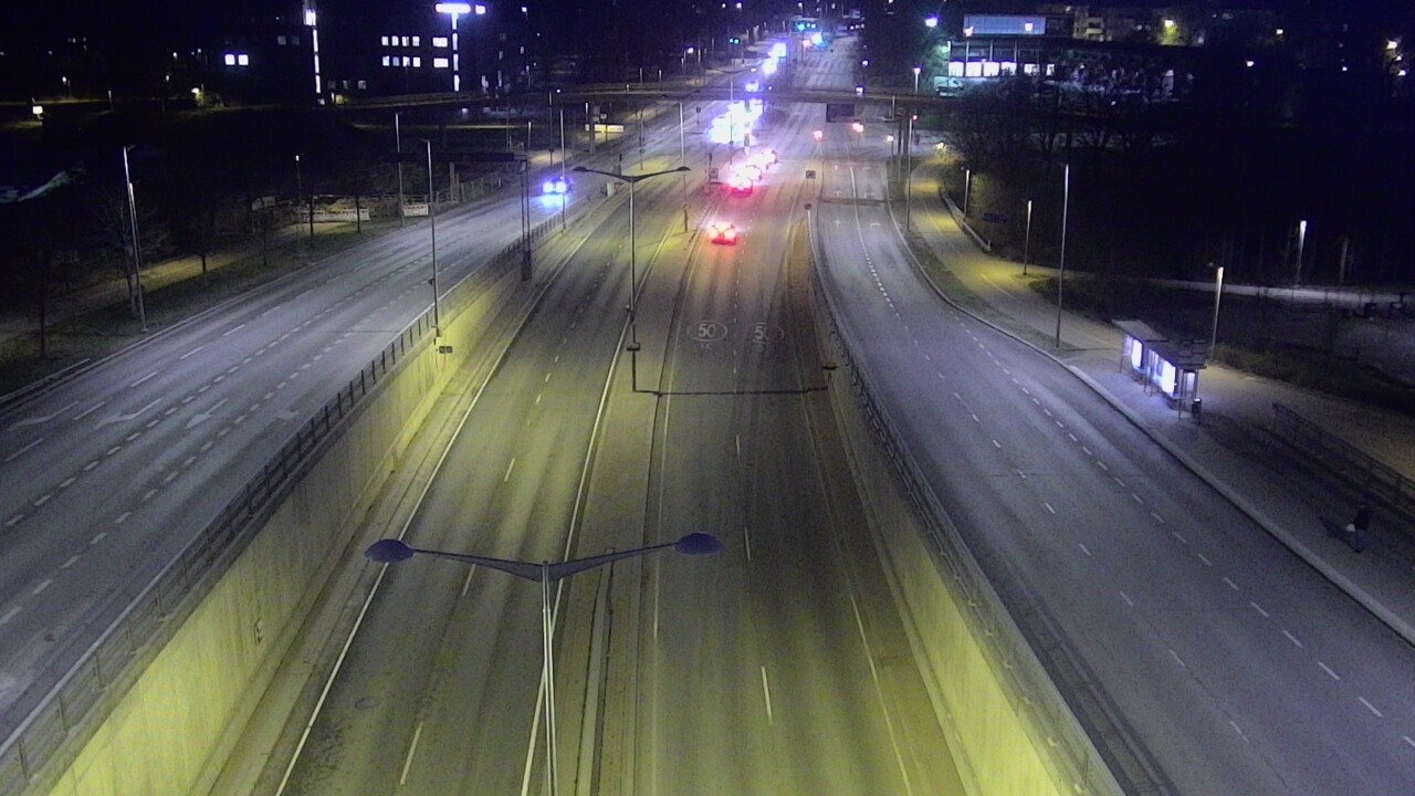 Weather Camera Image Road 100 Helsinki Hakamäentie, Kivihaka, Mast, Helsinki, Uusimaa