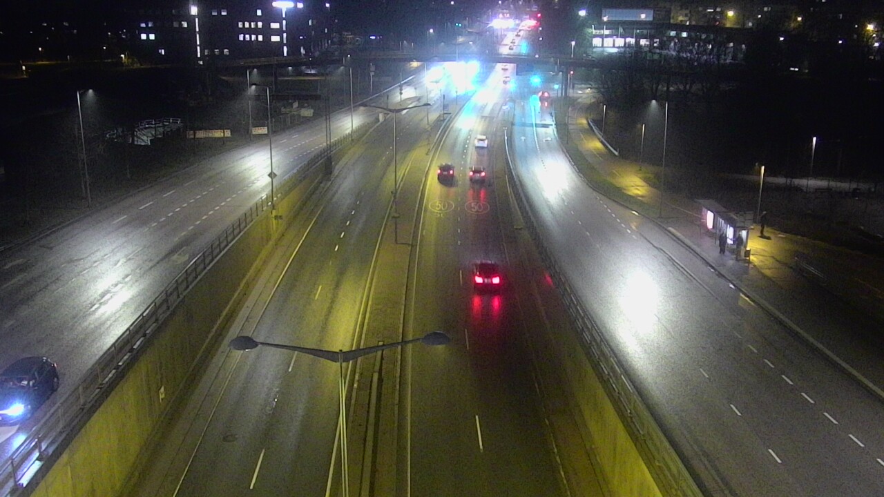 Weather Camera Image Väg 100 Helsingfors Skogsbackavägen, Stenhagen, Mast, Helsinki, Uusimaa