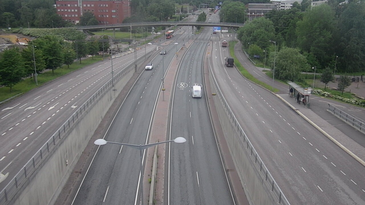 Weather Camera Image Road 100 Helsinki Hakamäentie, Kivihaka, Mast, Helsinki, Uusimaa