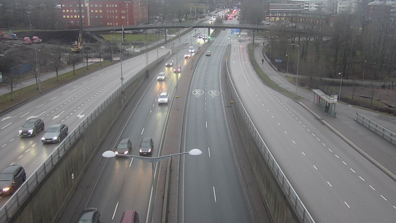 Weather Camera Image Väg 100 Helsingfors Skogsbackavägen, Stenhagen, Mast, Helsinki, Uusimaa