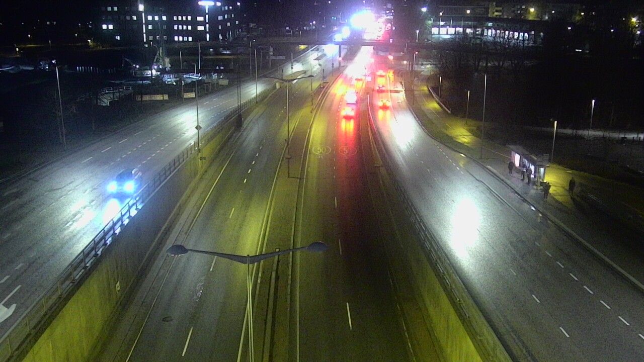 Weather Camera Image Väg 100 Helsingfors Skogsbackavägen, Stenhagen, Mast, Helsinki, Uusimaa