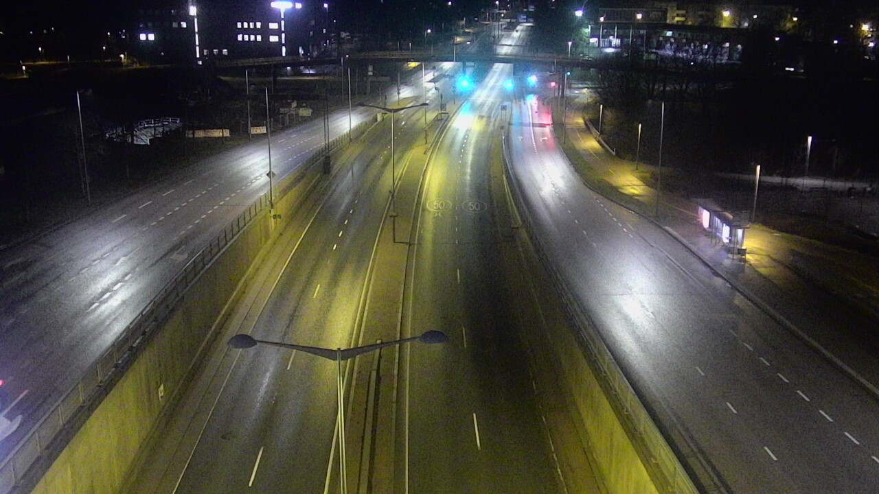 Weather Camera Image Väg 100 Helsingfors Skogsbackavägen, Stenhagen, Mast, Helsinki, Uusimaa