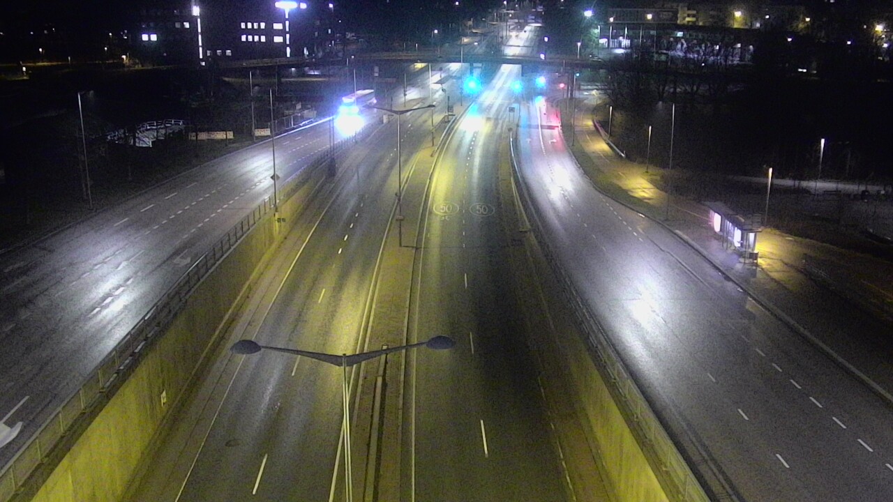 Weather Camera Image Väg 100 Helsingfors Skogsbackavägen, Stenhagen, Mast, Helsinki, Uusimaa