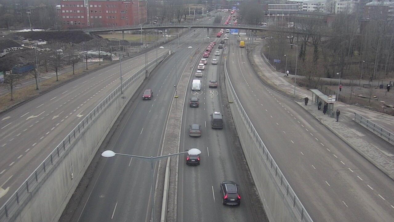 Weather Camera Image Road 100 Helsinki Hakamäentie, Kivihaka, Mast, Helsinki, Uusimaa