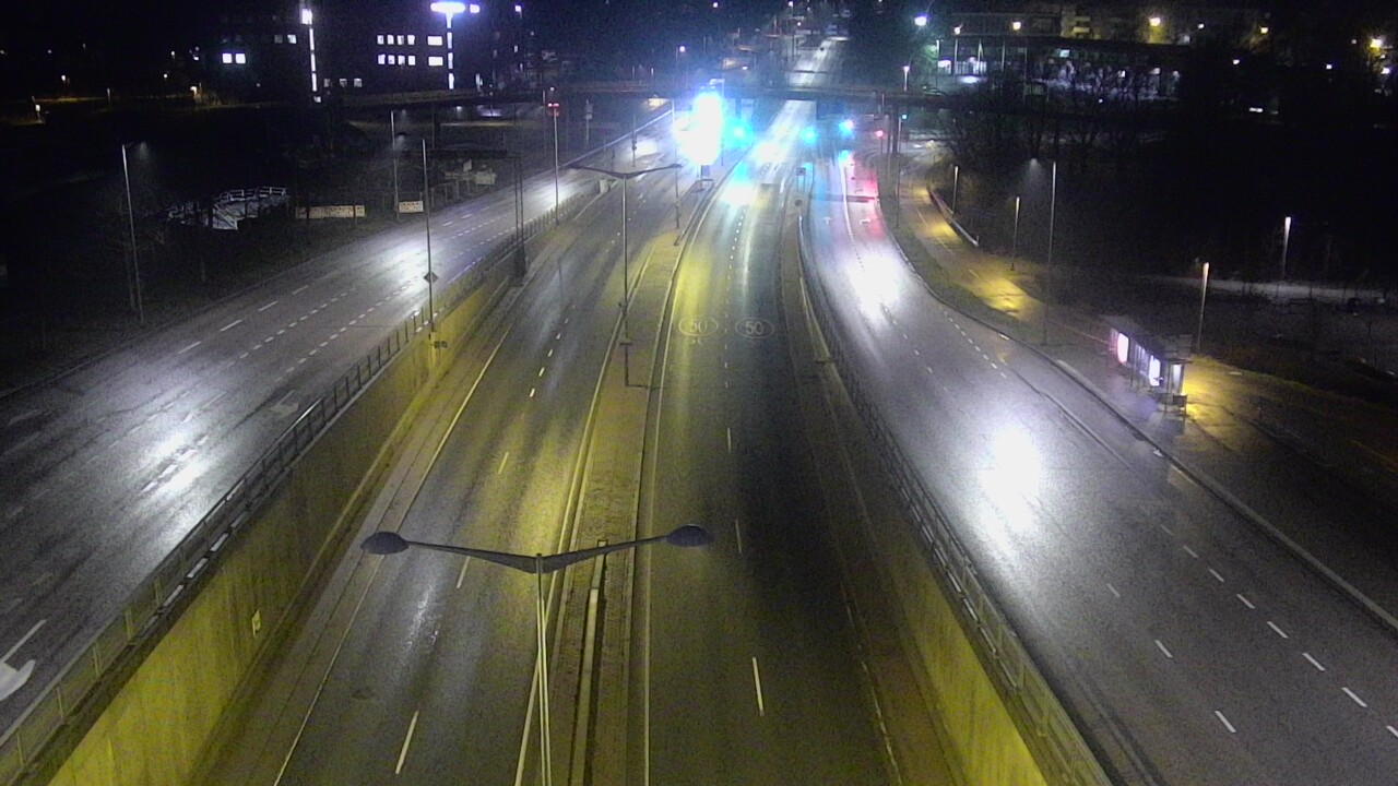 Weather Camera Image Väg 100 Helsingfors Skogsbackavägen, Stenhagen, Mast, Helsinki, Uusimaa