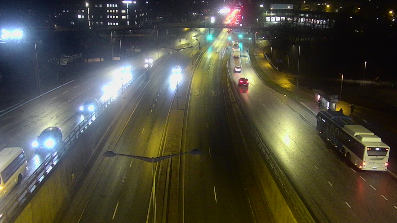 Weather Camera Image Väg 100 Helsingfors Skogsbackavägen, Stenhagen, Mast, Helsinki, Uusimaa