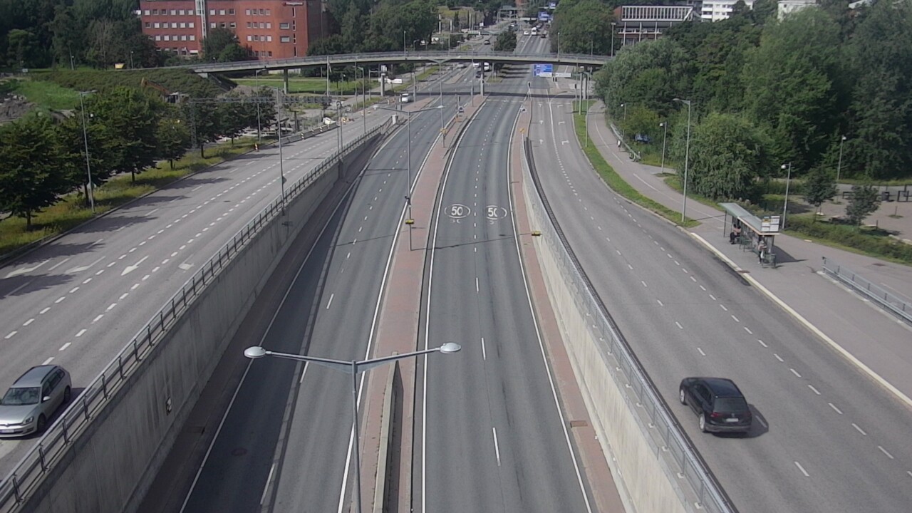 Weather Camera Image Road 100 Helsinki Hakamäentie, Kivihaka, Mast, Helsinki, Uusimaa