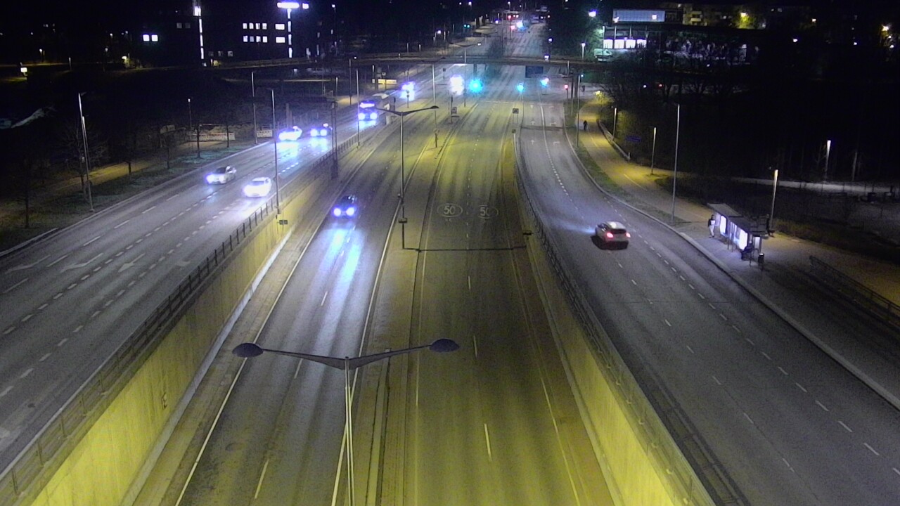 Weather Camera Image Road 100 Helsinki Hakamäentie, Kivihaka, Mast, Helsinki, Uusimaa